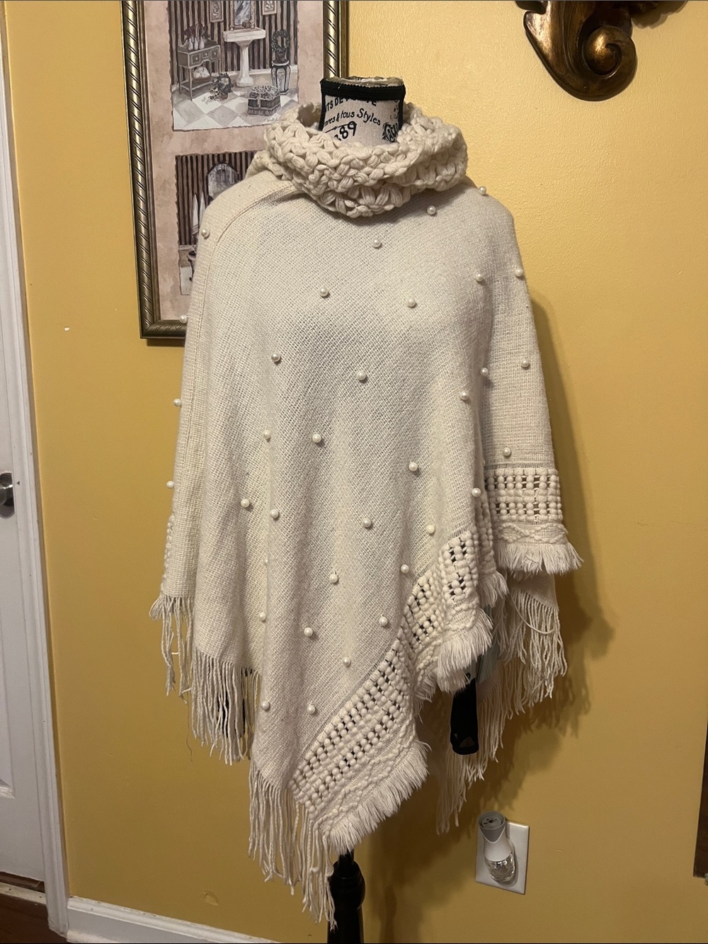 Charlotte Daniel Cream Knit Poncho with Textured Stitching one size fit all